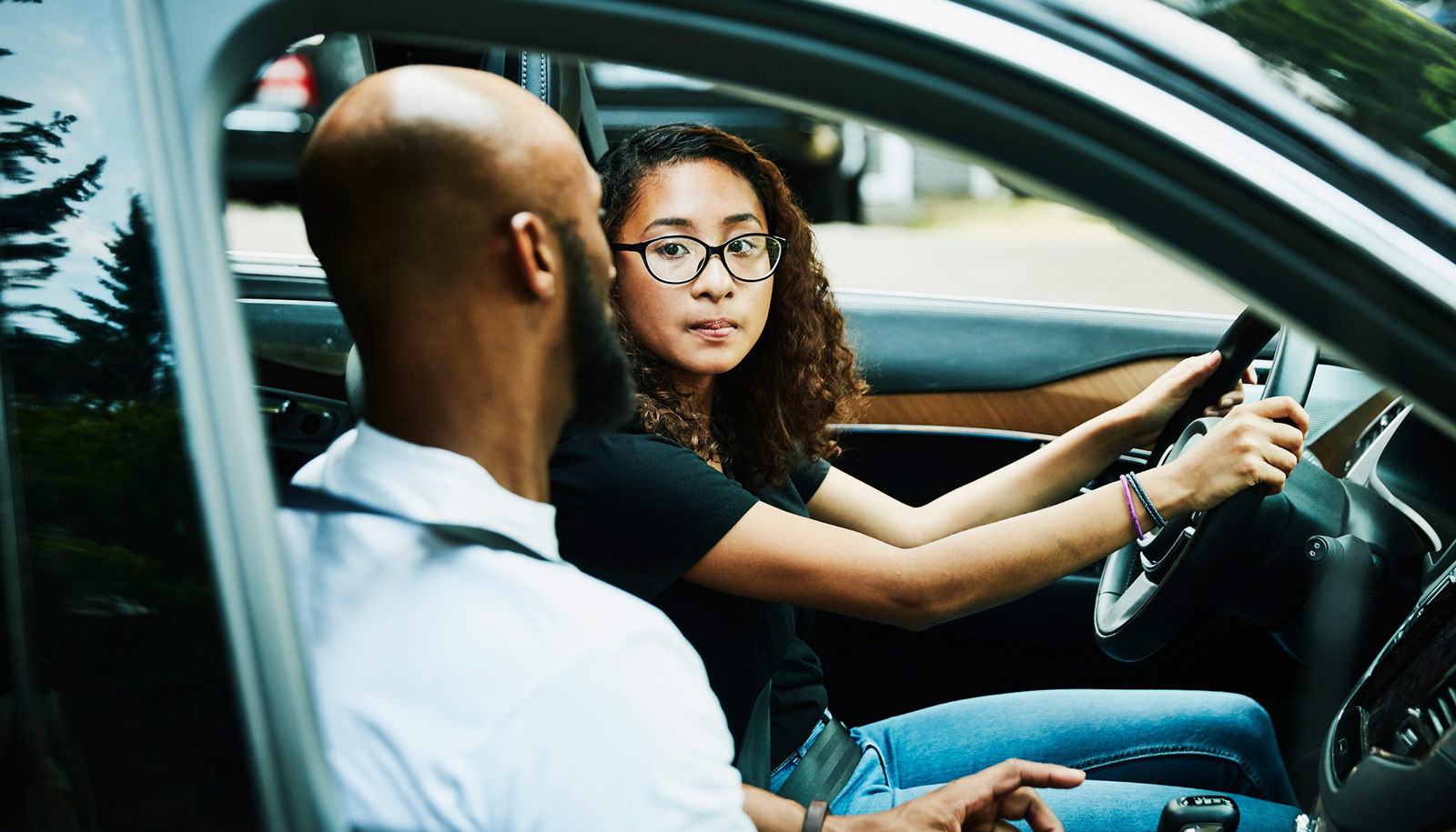 Mối quan hệ với cha có thể giảm bớt một số rắc rối của tuổi teen